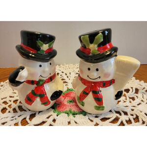 Vintage Salt and Pepper Shakers White Snowman Ceramic Christmas Decor Ornaments
